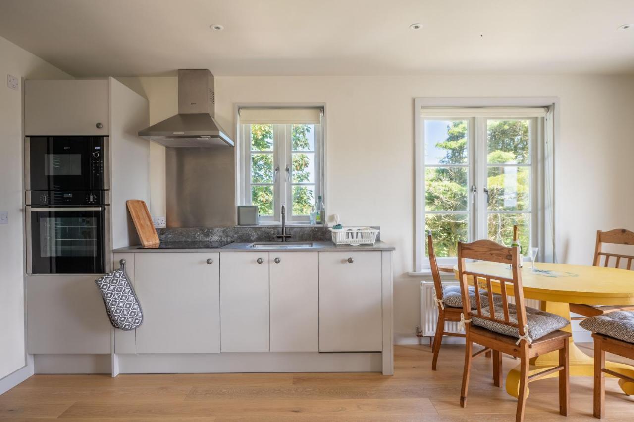 Converted Hay-Loft With Stunning Countryside Views 하버포드웨스트 외부 사진
