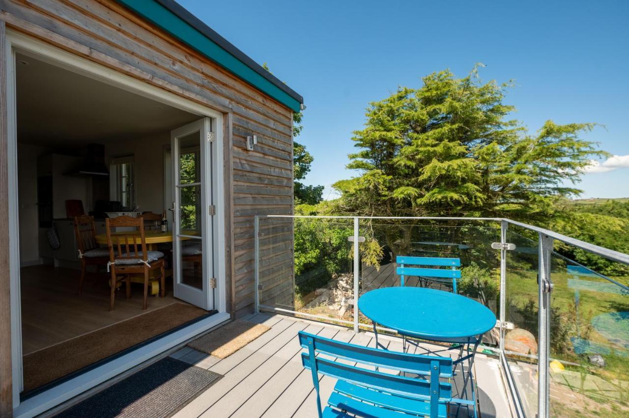 Converted Hay-Loft With Stunning Countryside Views 하버포드웨스트 외부 사진